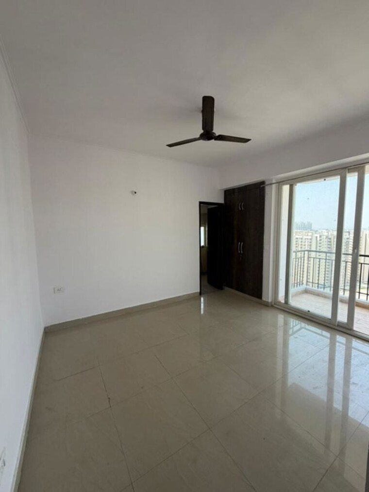 Room, radicon-vedantam 2.5 Bedroom 1070 Sq.Ft. Apartment In Sector 16c Greater Noida Greater Noida 10354085