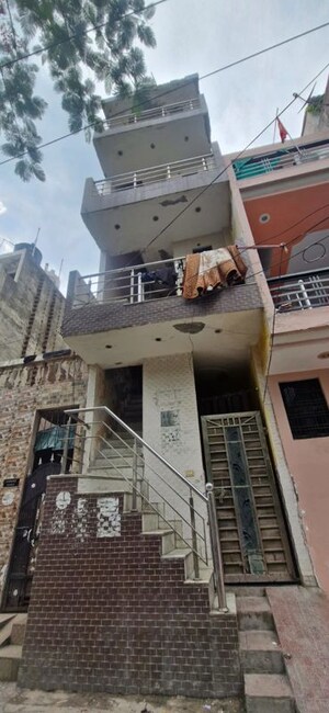 1.5 BHK Independent House For Sale in Sector 16 A