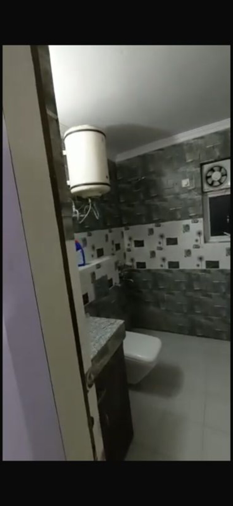 Kitchen, sare-home 3.5 Bedroom 1650 Sq.Ft. Apartment In Sector 92 Gurgaon 10354120