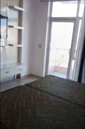 Bathroom in 3 BHK Apartment at Omaxe Residency, Gomti Nagar – for Rent