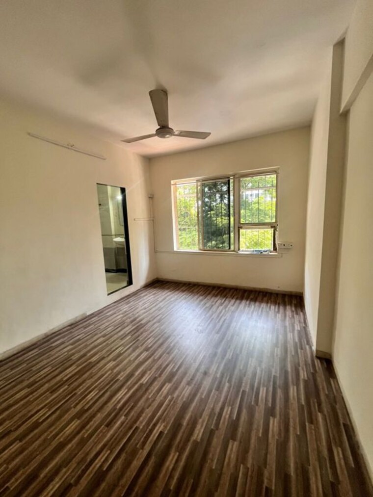 Room, lokhandwala complex 2 Bedroom 1000 Sq.Ft. Apartment In Lokhandwala Complex Mumbai 10354126