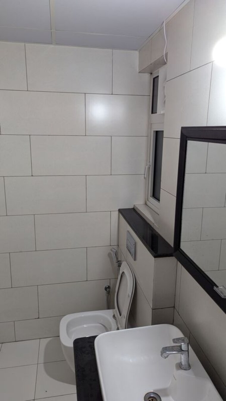 Bathroom, mahendra-aarya 3 Bedroom 1517 Sq.Ft. Apartment In Electronic City Bangalore 10346764