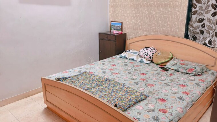 Bedroom, andheri west 2 Bedroom 900 Sq.Ft. Apartment In Andheri West Mumbai 10354146