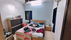 Bedroom in 2 BHK Apartment at Andheri West – for Rent