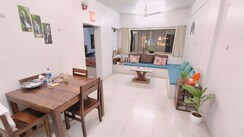 2 BHK + Extra Room Apartment For Rent in Andheri West