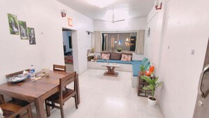 Living Room in 2 BHK Apartment at Andheri West – for Rent