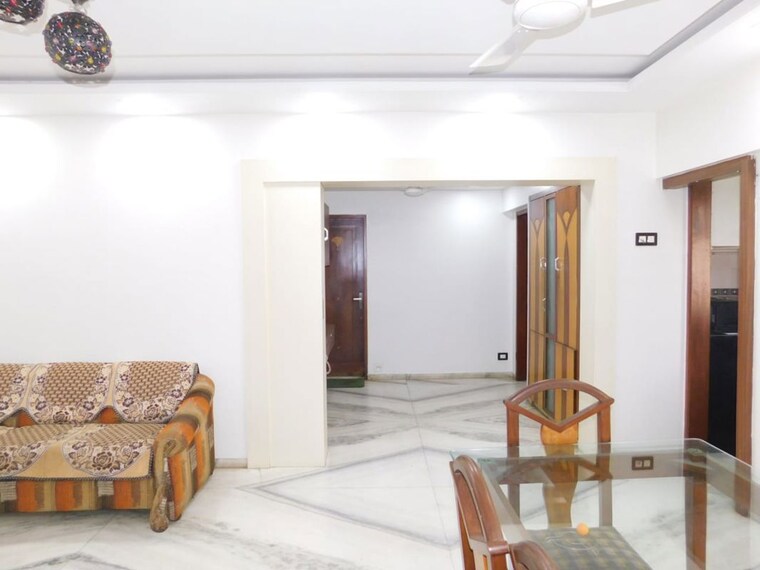 Living Room, juhu 2 Bedroom 1100 Sq.Ft. Apartment In Juhu Mumbai 10354156