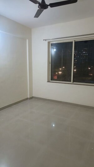 Room in 3 BHK Apartment at Manav Silver Skyscapes, Wakad – for Rent