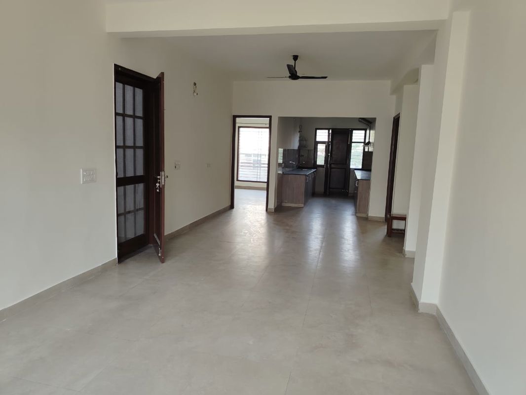 3 BHK + Pooja Room Apartment For Sale in Unitech Fresco