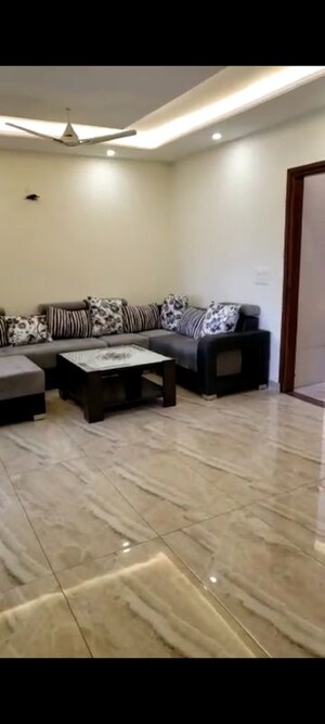 Living Room in 3 BHK Builder Floor at Sector 27 – for Sale
