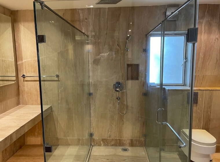 Bathroom, dlf-the-aralias 3.5 Bedroom 5800 Sq.Ft. Apartment In Sector 42 Gurgaon 10354208