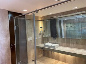 Building Lobby in 3.5 BHK Apartment at DLF The Aralias, Sector 42 – for Rent