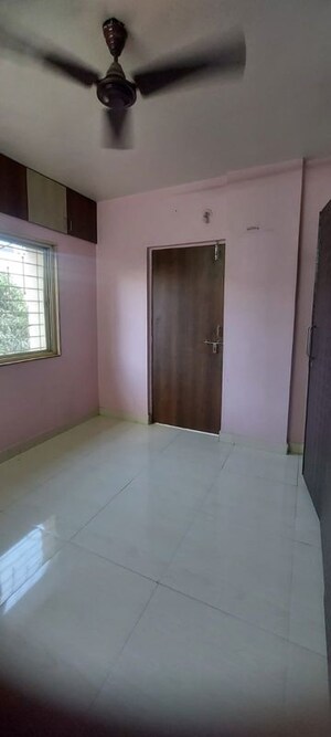 Room in 2 BHK Apartment at Behede Shivthirthnagar Apartment, Kalewadi – for Rent