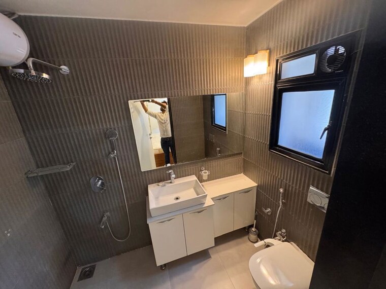 Team Area, deccan gymkhana 3 Bedroom 2003 Sq.Ft. Apartment In Deccan Gymkhana Pune 10354218