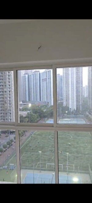 2 BHK Apartment For Rent in Lodha Amara Tower 24 And 25, Kolshet Road