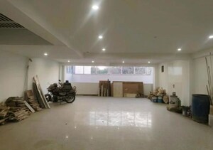 Parking in 3 BHK Builder Floor at Sushant Lok Iii – for Rent