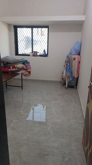 Bedroom in 2 BHK Builder Floor at Hansol – for Rent