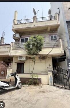 Independent House For Sale in Sector 8