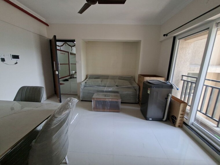 Living Room, ace-homes 1 Bedroom 700 Sq.Ft. Apartment In Kasarvadavali Thane 10354331