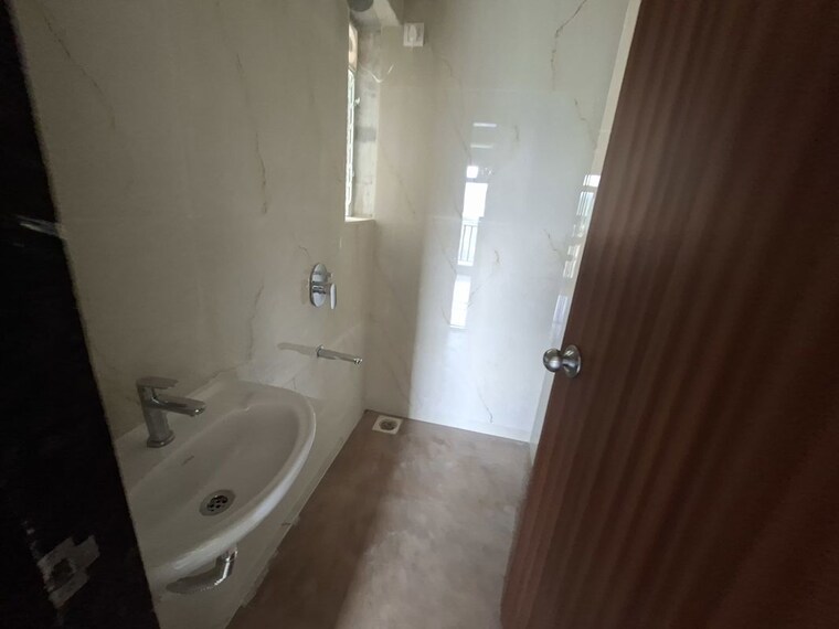 Bathroom, ace-homes 1 Bedroom 700 Sq.Ft. Apartment In Kasarvadavali Thane 10354331