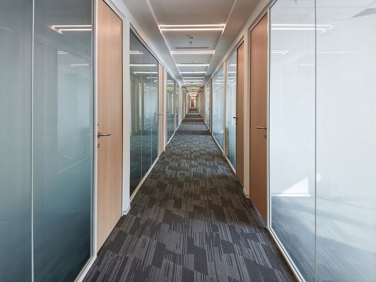 undefined, wave-one Commercial Office Space 538 Sq.Ft. In Sector 18 Noida 9540943