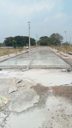 Plot For Sale in Lakdi ka pul
