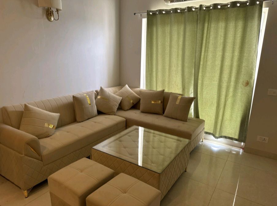 2 BHK 1277 Sq.Ft. Apartment in Central Park 3 The Room