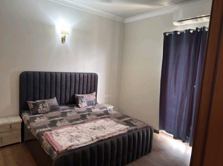 Bedroom, central-park-3-the-room 2 Bedroom 1277 Sq.Ft. Apartment In Sohna Sector 33 Gurgaon 10354381