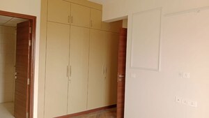Room in 2.5 BHK Apartment at ACE Parkway, Sector 150 – for Sale