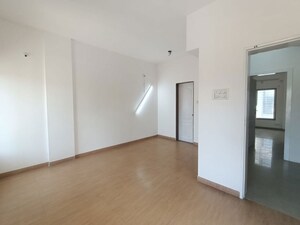 Room in 2 BHK Apartment at Balaji Oriana Nest, Baner – for Rent