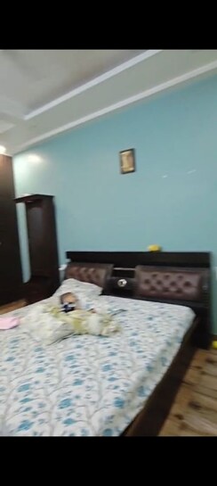 3.5 BHK + Pooja Room Builder Floor For Sale in Vasundhara Sector 6