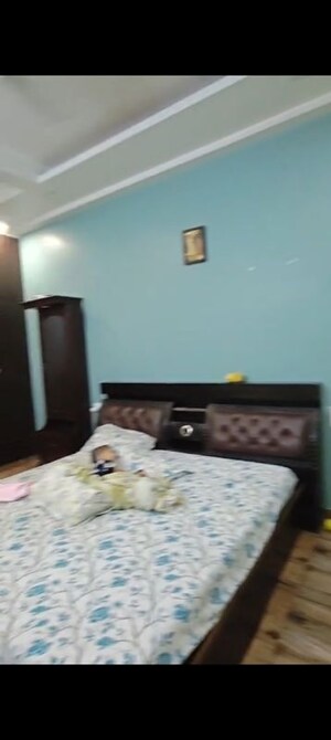 3.5 BHK Builder Floor For Sale in Vasundhara Sector 6