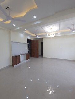 3 BHK Builder Floor For Sale in Avadh Apartments