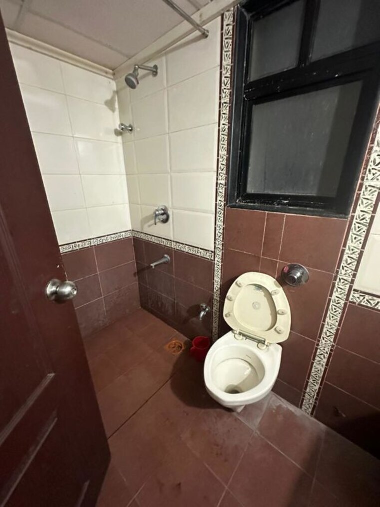 Bathroom, bramha-sun-city-phase-ii 2 Bedroom 1175 Sq.Ft. Apartment In Kalyani Nagar Pune 10238768