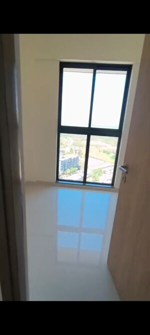2.5 BHK Apartment For Rent in Lodha Casa Supremo, Mira Road East