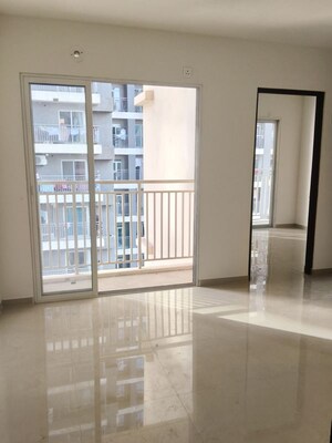 Room in 2 BHK Apartment at Puraniks Elito Grand Central, Vartak Nagar – for Sale