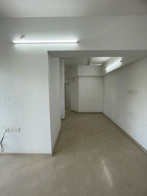 2 BHK Apartment For Rent in Drushti Sapphire, Ghatkopar East