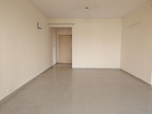 2 BHK Apartment For Rent in Mahindra Aura, Sector 110a