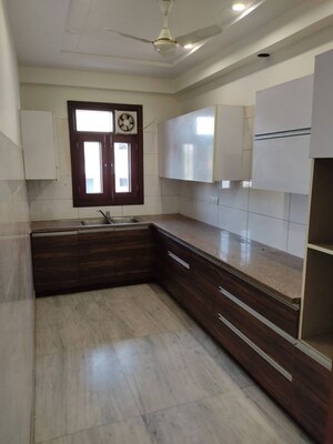 Kitchen in 2 BHK Builder Floor at Sushant Lok Iii – for Rent