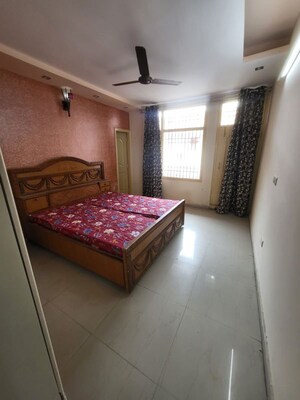 2 BHK Builder Floor For Rent in Preet Colony