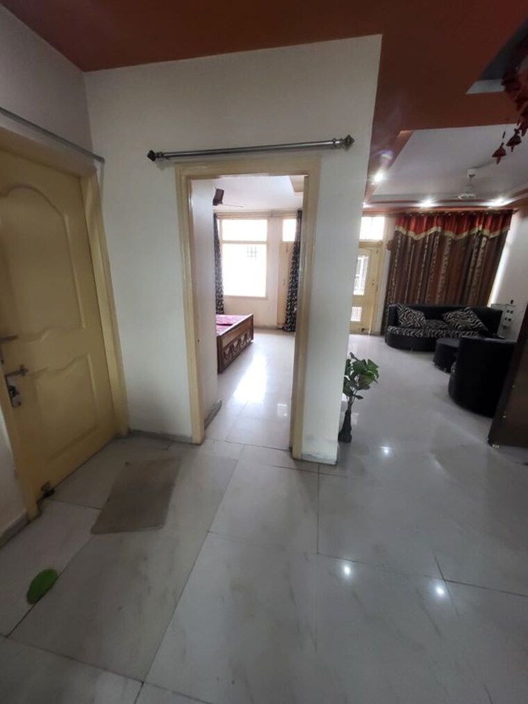 Living Room, preet colony 2 Bedroom 100 Sq.Yd. Builder Floor In Preet Colony Zirakpur 10354710