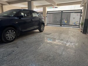 Parking in 2 BHK Builder Floor at SL Apartments Sector 49, Sector 49 – for Sale