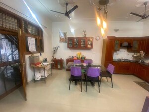 Living Room in 2 BHK Independent House at Gomti Nagar – for Rent