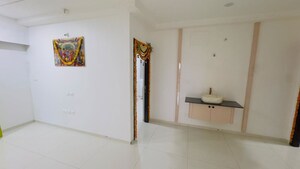 Room in 3 BHK Apartment at Rajapushpa Provincia, Narsingi – for Rent