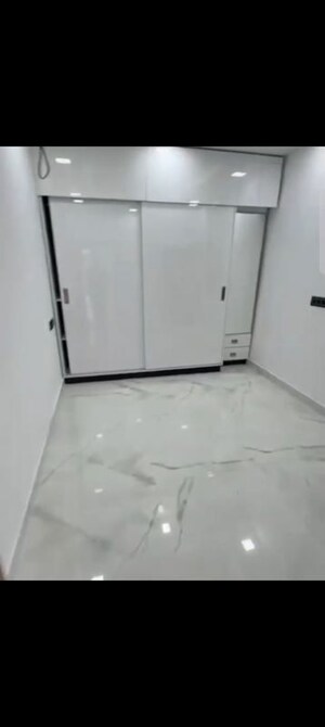 2 BHK Apartment For Rent in Sector 44