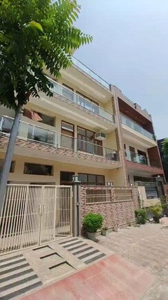 2 BHK + Store Room Independent House For Rent in Sector 37 Greater Noida