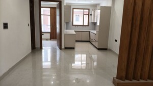 Room in 3 BHK Builder Floor at BPTP District 3, Sector 85 – for Sale