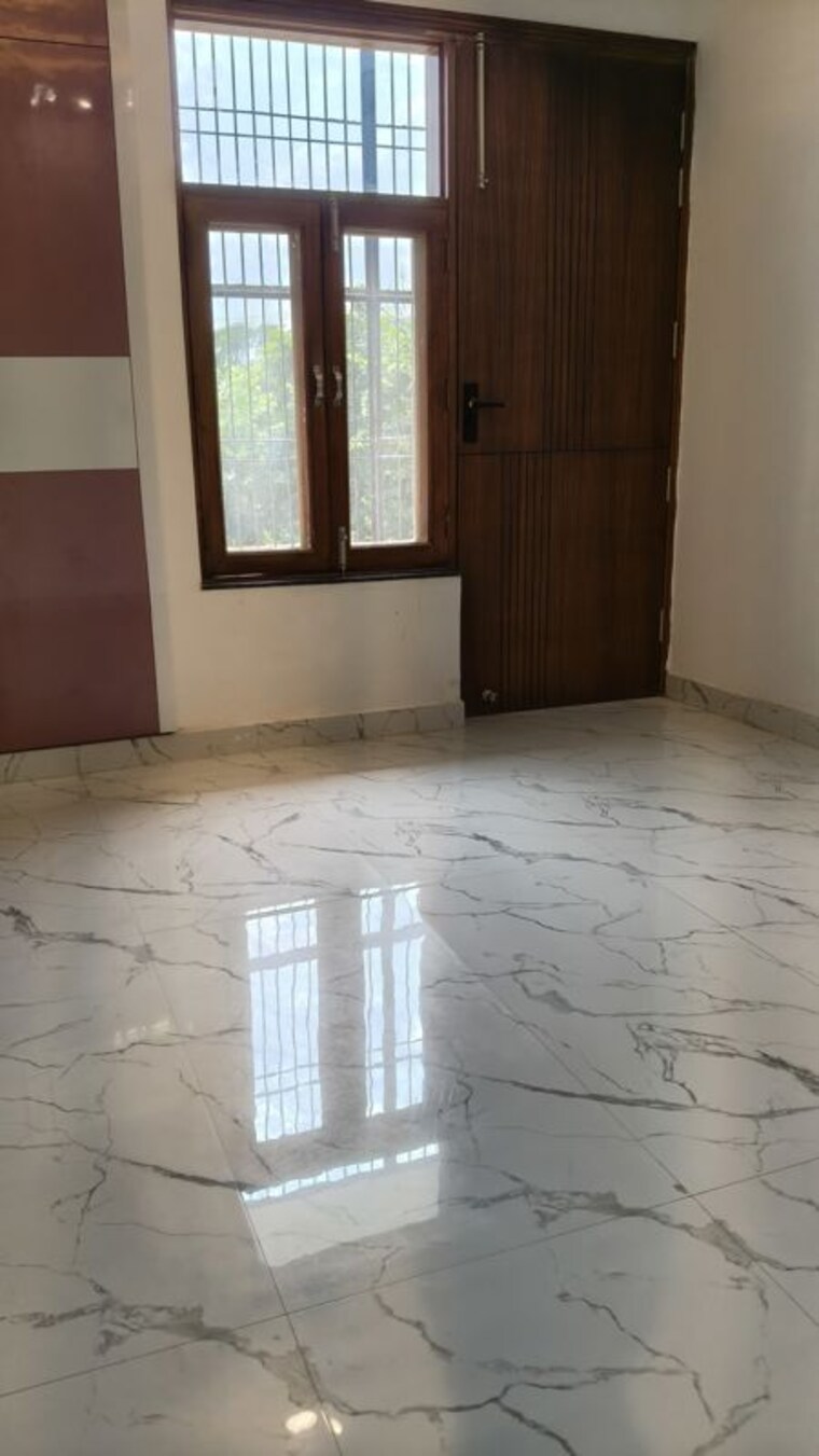 Room, bptp-district-3 3 Bedroom 1377 Sq.Ft. Builder Floor In Sector 85 Faridabad 10354781