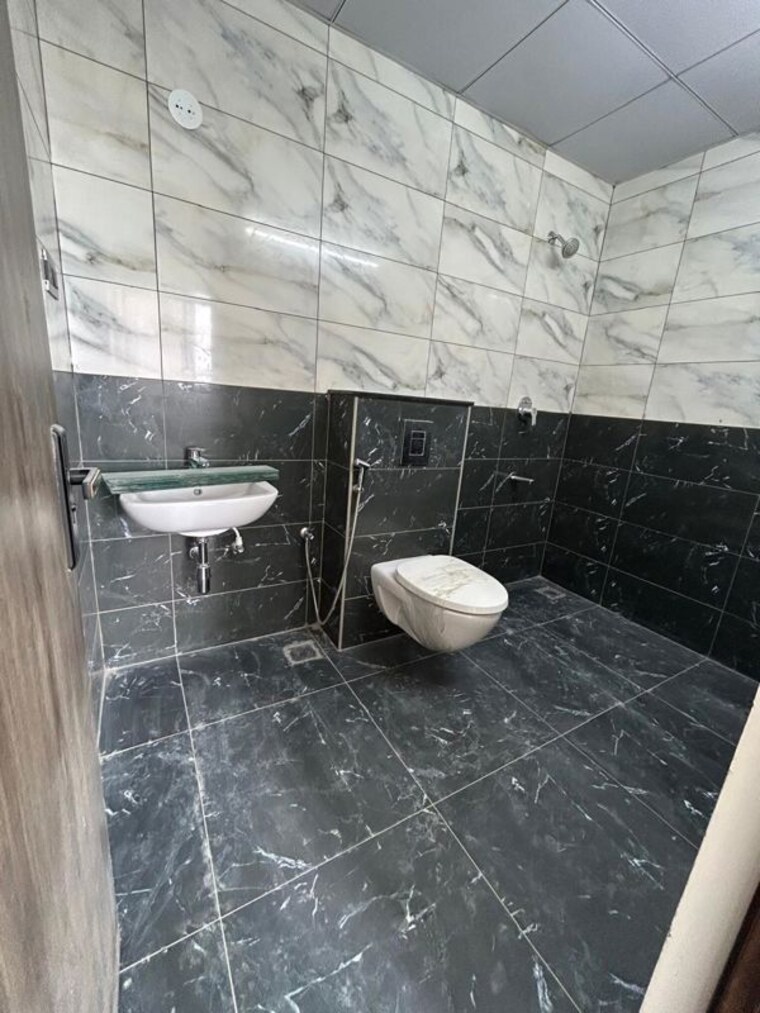 Bathroom, candeur-crescent 3 Bedroom 1878 Sq.Ft. Apartment In Serilingampally Hyderabad 9712527