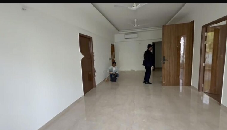 Room, sector 10a 5 Bedroom 3150 Sq.Ft. Apartment In Sector 10a Gurgaon 10354888